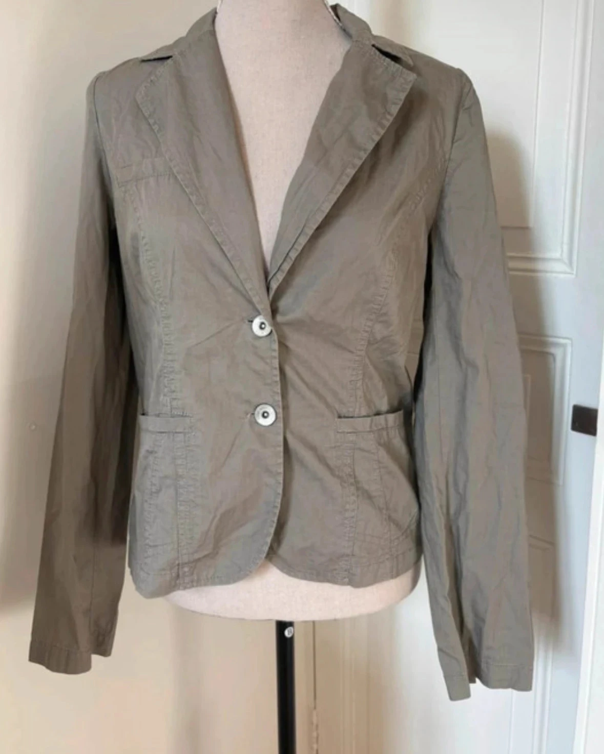 Blazer kaki femme avec broderie sequins – Taille 3